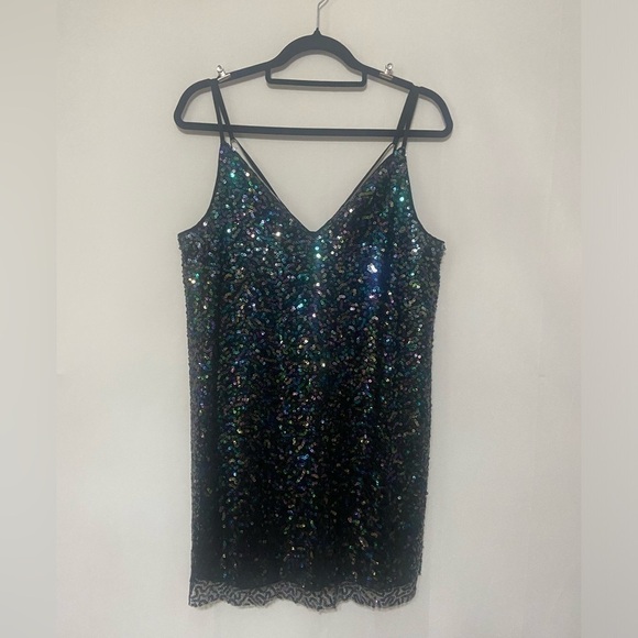 BCBG LIKE NEW black sequin strappy slip mini dress size M - Picture 4 of 6